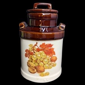 VTG McCoy Pottery Milk Canister #331 in EUC